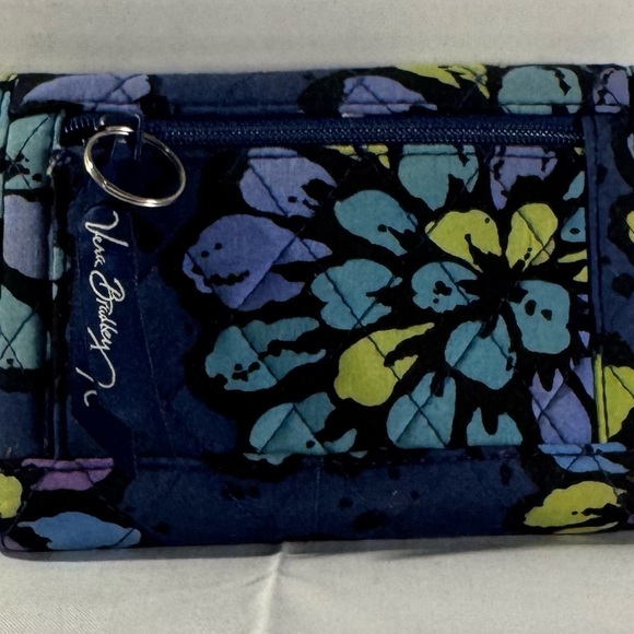 Vera Bradley Tri-Fold Wallet Indigo Pop Retired Floral Paisley Cotton EUC ￼ - Picture 2 of 4
